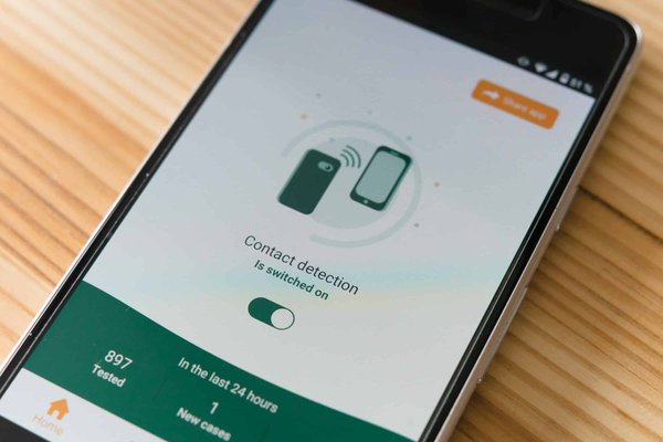 Comment les entreprises peuvent-elles assurer la conformité aux nouvelles directives sur la protection des consommateurs?